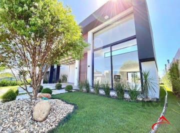 Casa · 300m² · 5 Quartos · 3 Vagas · Casa à venda - em Capão da Canoa