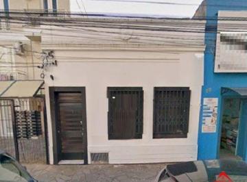 Casa · 150m² · 3 Quartos · Casa no Menino Deus com 150m²