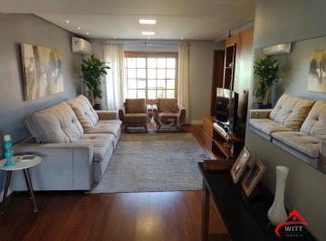 Casa · 340m² · 3 Quartos · 2 Vagas · Excelente casa com 03 suíte, espaço gourmet com churrasqueira, living com lareir