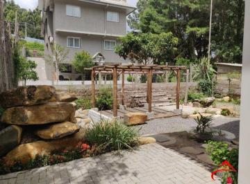 Casa · 304m² · 4 Quartos · 2 Vagas · Casa à venda - em Gramado