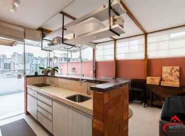 Apartamento · 118m² · 2 Quartos · 1 Vaga · Cobertura triplex semimobiliada