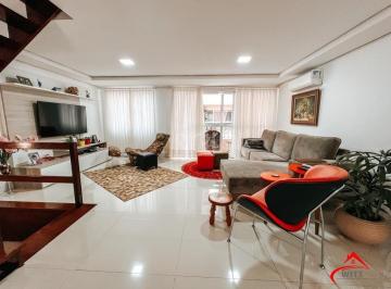 Casa · 231m² · 3 Quartos · 2 Vagas · Casa à venda - em Pedra Redonda