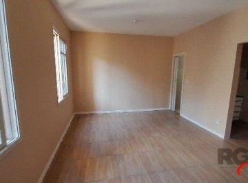Apartamento · 31m² · 1 Quarto · Vende-se belo Studio reformado próximo a Santa Casa, sol da manhã em andar alto