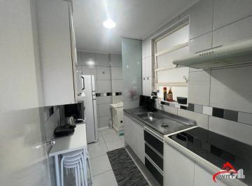 Cozinha-Armarios · Apartamento 01 dormitório- Bairro Farroupilha-01 vaga Garagem.