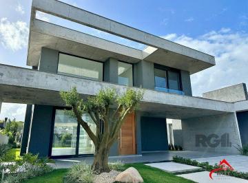 Casa · 317m² · 4 Quartos · Casa à venda - em Capão da Canoa