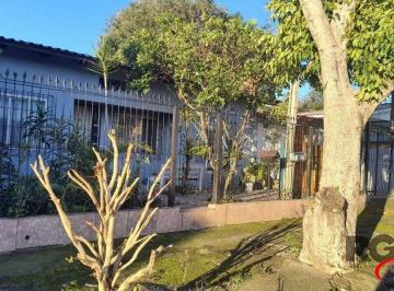 Casa · 100m² · 2 Quartos · 1 Vaga · Casa 2 dormitórios, 1 suíte, vaga de garagem, Bairro Nova Cachoeirinha