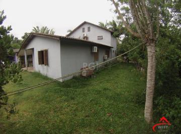 Casa · 230m² · 5 Quartos · 1 Vaga · Casa 5 dormitórios no bairro Ponta Grossa
