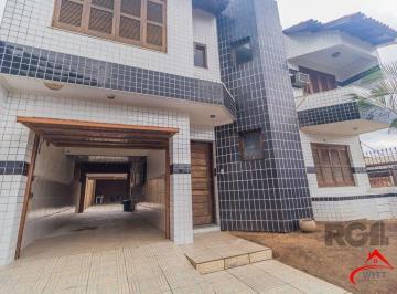 Casa · 240m² · 3 Quartos · 6 Vagas · Casa com 240m², 3 dormitórios, 6 vagas no bairro Sarandi