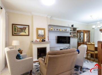 Casa · 186m² · 3 Quartos · 2 Vagas · Casa à venda - em Cavalhada
