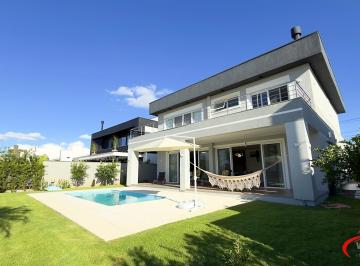 Casa · 343m² · 4 Quartos · 4 Vagas · Linda casa para comprar em condomínio em Eldorado do Sul