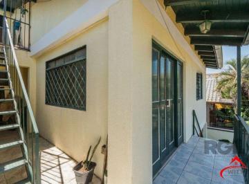 Casa · 226m² · 5 Quartos · 3 Vagas · Casa com 5 dormitórios no bairro Jardim Sabará