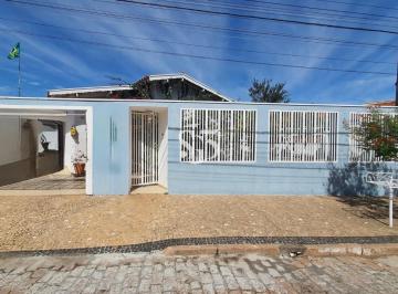 Foto 35 · Imperdível oportunidade: Casa à venda em Valinhos-SP, Vila São José! 4 quartos, 3 suítes, 1 sala, 4 