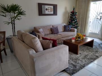 Casa · 300m² · 3 Quartos · 4 Vagas · Casa Térrea em São José dos Campos