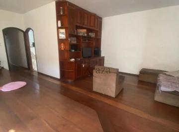 Casa · 394m² · 5 Quartos · 2 Vagas · Oportunidade - Casa Sobrado - Bosque dos Eucaliptos - 5 Dormitórios - 184m².