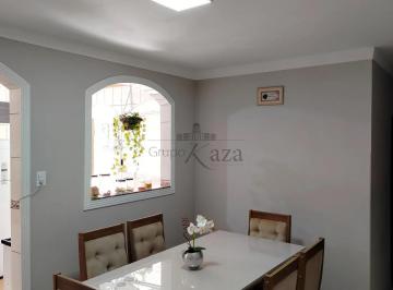 Casa · 227m² · 4 Quartos · 2 Vagas · Oportunidade - Casa Sobrado - Parque Industrial - 4 Dormitórios - 150m².