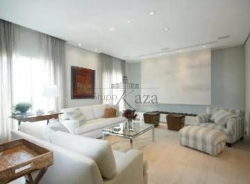 Apartamento · 780m² · 3 Quartos · 5 Vagas · Cobertura Duplex - Alto de Pinheiros - 3 Suítes - 780m².