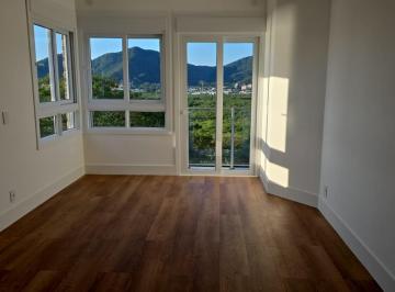 Apartamento · 133m² · 3 Quartos · 2 Vagas · Apartamento com 3 suítes em Florianópolis