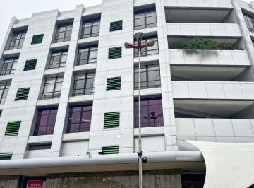 Foto número 1 · Escritório para alugar para 1 pessoa em HQ Salvador, Tropical Center