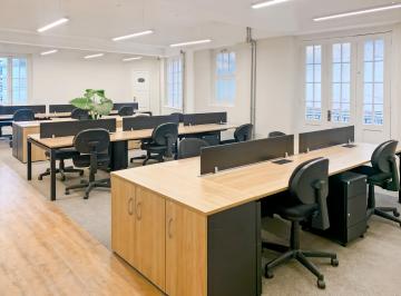 Foto número 1 · Espaço de coworking para alugar em Regus Porto Alegre, Galeria Chaves