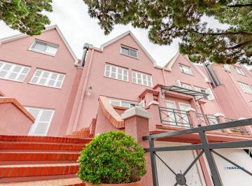 Casa · 210m² · 3 Quartos · 3 Vagas · Casa em condomínio fechado de 3 dormitórios no bairro Vila Assunção
