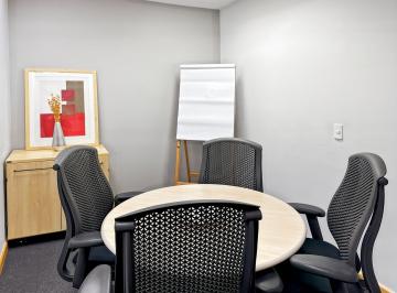 Foto número 1 · Escritório privado para alugar na HQ CURITIBA, Centro Empresarial Jatobá – Sete de Setembro em