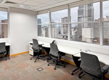 Foto número 1 · Espaço de coworking para alugar em Regus CURITIBA, Batel - Ed Corporate Evolution