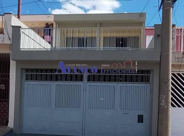 Casa · 156m² · 3 Quartos · 3 Vagas · Conjunto Residencial Iapi (Agapeama) - Ótimo sobrado com armários