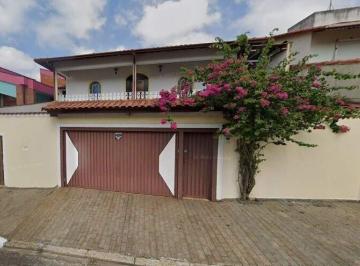 Casa · 254m² · 4 Quartos · 6 Vagas · Casa Térrea de Alto Padrão com 4 Dormitórios e Área Gourmet no Parque dos Pássaros – 254m²