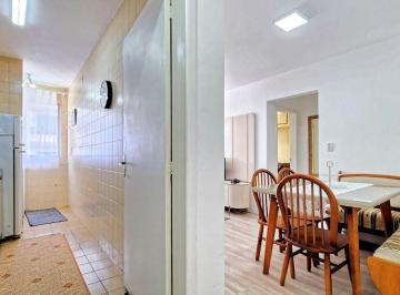 Apartamento de 1 quarto, Balneário Camboriú · Rua reta para o mar no centro de Balneário Camboriú