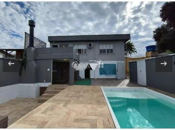 Casa · 180m² · 4 Quartos · Casa 3 quartos sendo 1 suite Espaçosa com Piscina e Área Gourmet Completa!