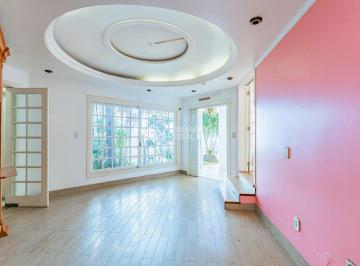 Casa · 347m² · 3 Quartos · 2 Vagas · Localização privilegiada!
