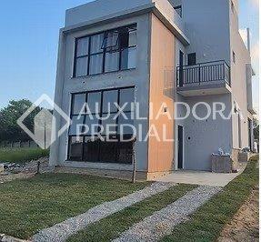 Casa · 200m² · 1 Quarto · Casa Nova com Vista 360º para a Lagoa e Serra à Venda - Praia do Rosa, Imbituba, SC