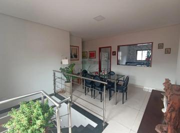 Casa · 300m² · 14 Quartos · 5 Vagas · Oportunidade - Casa Comercial e Residencial  - Vila Betânia - 400m².
