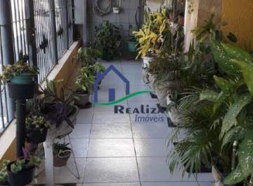 Casa · 136m² · 2 Quartos · 1 Vaga · Ótima casa de 2 qtos sendo 1 suíte, vaga, próximo da rua Dr March no Barreto