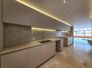Apartamento · 228m² · 3 Quartos · 2 Vagas · Apartamento à venda, 3 quartos, 3 suítes, 2 vagas, Asa Sul - Brasília/DF