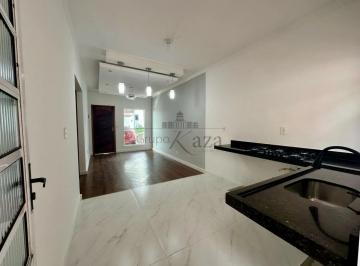 Casa · 93m² · 2 Quartos · 2 Vagas · Oportunidade - Casa em Condomínio - Residencial Morada do Sol - Bairro do Colonia - 2 Dormitórios -