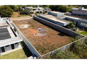 Terreno · 1000m² · Lote de 1.000m² à venda no Park Way Quadra 5 Conjunto 14 Condomínio Exclusivo