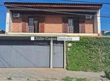 Frente · Sobrado à Venda no Jardim Maria do Carmo