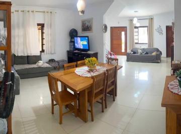 Casa · 168m² · 3 Quartos · 4 Vagas · Sobrado no Jardim Nathalie – Espaçoso e Confortável