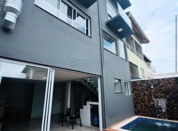 Casa · 270m² · 3 Quartos · 3 Vagas · Casa Triplex com área gourmet e piscina, à venda no Jardim Nathalie, Mogi das Cruzes - SP