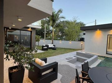 Casa · 320m² · 4 Quartos · 4 Vagas · Bella Città - Sobrado Alto Padrão de 4 suítes à venda no Bella Città, Mogi das Cruzes, SP