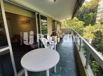 Apartamento · 166m² · 4 Quartos · 3 Vagas · Rua Timóteo da Costa | 166 m² | 4 Quartos | 3 Vagas | Silencioso | Oportunidade