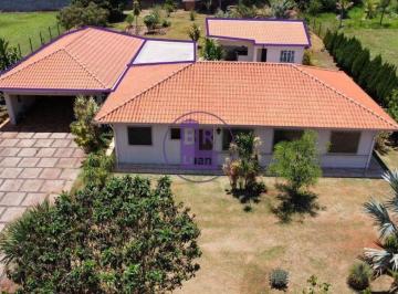 Casa · 202m² · 4 Quartos · 5 Vagas · Chacara a Venda em Condominio fechado em Cambe
