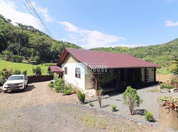 Rural · 160m² · 2 Quartos · 1 Vaga · Belíssimo sítio no bairro Encano do Norte, Indaial!