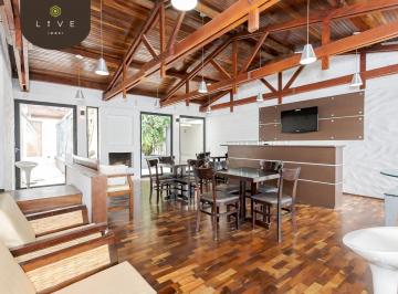 Casa · 650m² · 3 Quartos · 10 Vagas · Imóvel de alto potencial, para uso residencial ou comercial, à venda no Bairro São Francisco!