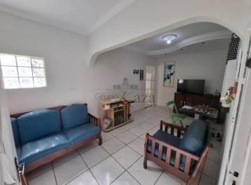 Casa · 137m² · 2 Quartos · 2 Vagas · Oportunidade - Casa - Bosque dos Eucaliptos - 2 Dormitórios - 71m² .