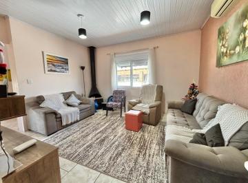 202512171013137750.jpeg · Apartamento para Venda em Tramandaí, Centro, 2 dormitórios, 1 suíte, 2 banheiros, 2 vagas