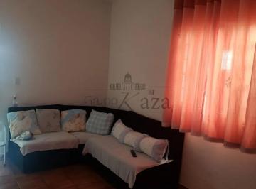 Casa · 250m² · 3 Quartos · 3 Vagas · Casa Térrea - Jardim Jacinto - Jacareí - 3 Dormitórios - 100m².