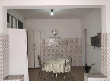 Comercial · 300m² · 3 Quartos · 1 Vaga · Oportunidade - Casa Comercial Edícula - Centro - 2 Dormitórios - 112m².