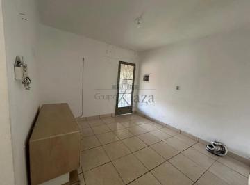 Casa · 300m² · 3 Quartos · 3 Vagas · Oportunidade - Casa - Cidade Salvador - Jacareí - 3 Dormitórios - 130m².